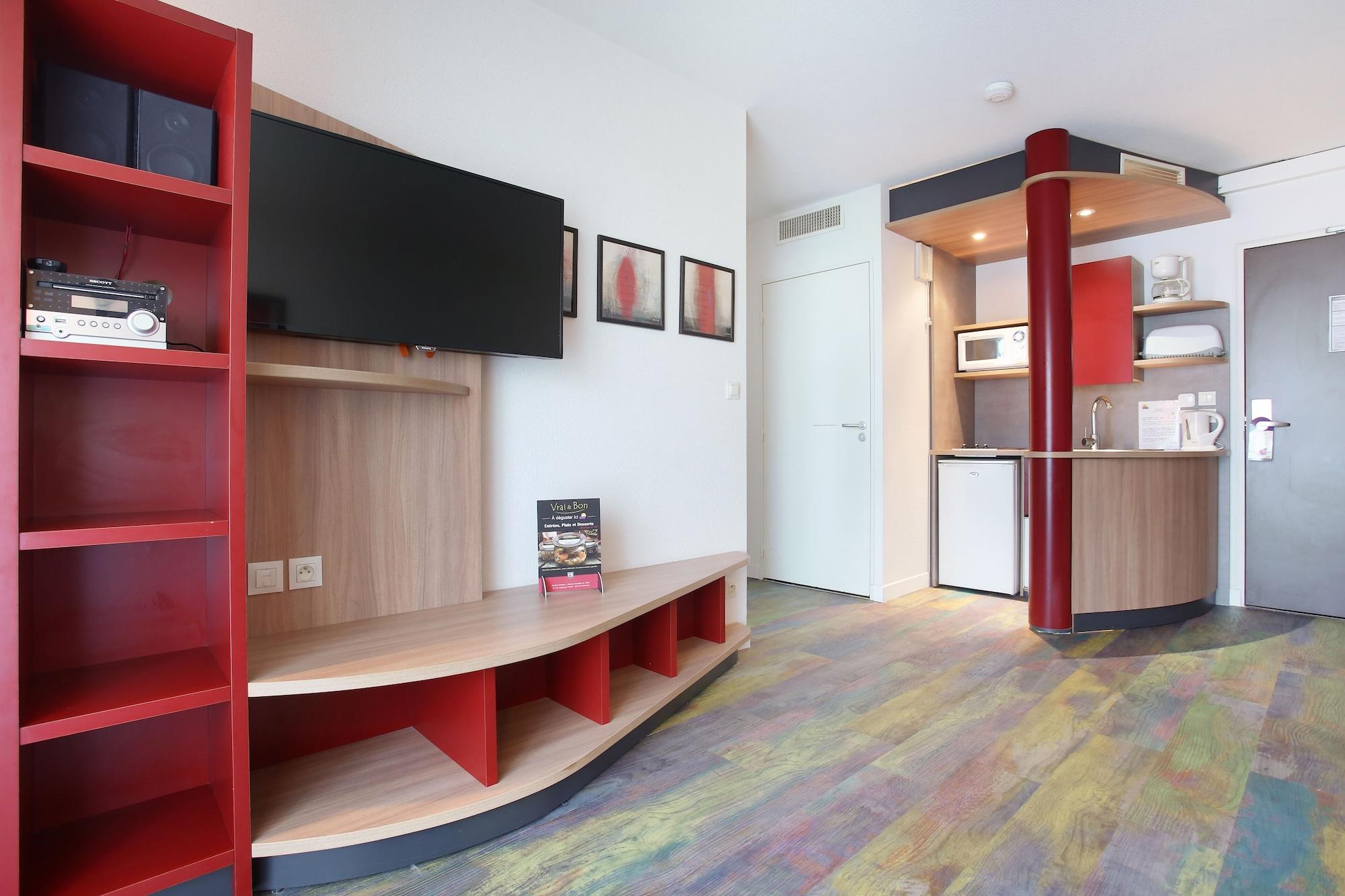 Suite-Home Orleans-Saran Zewnętrze zdjęcie