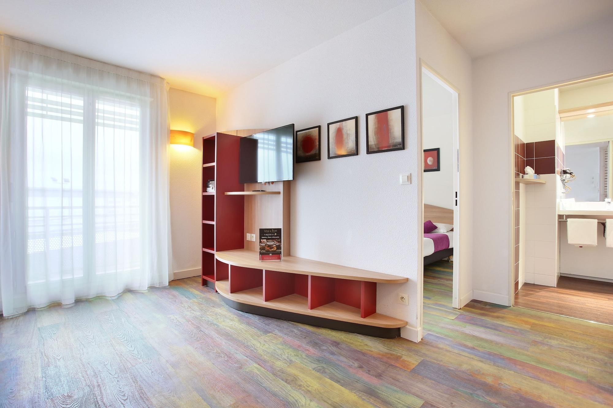 Suite-Home Orleans-Saran Zewnętrze zdjęcie