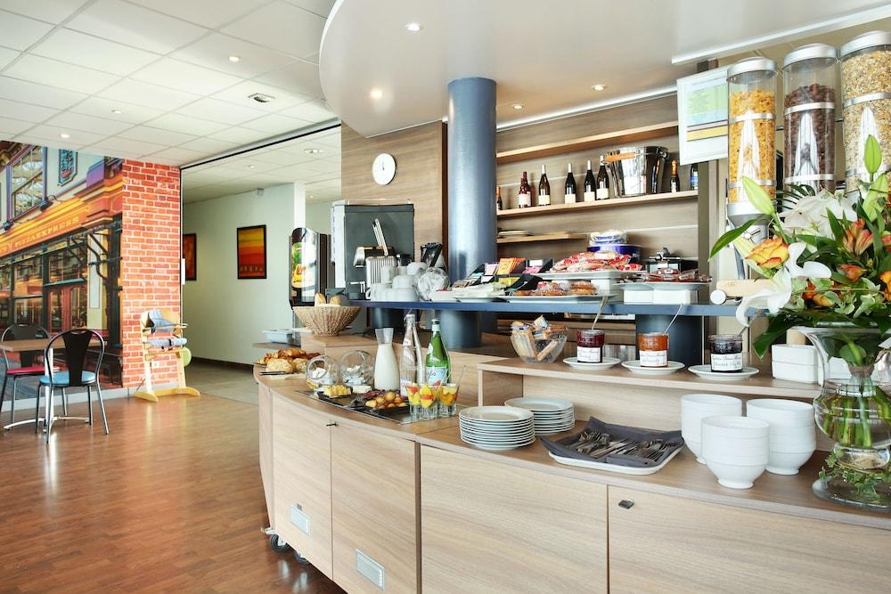 Suite-Home Orleans-Saran Zewnętrze zdjęcie