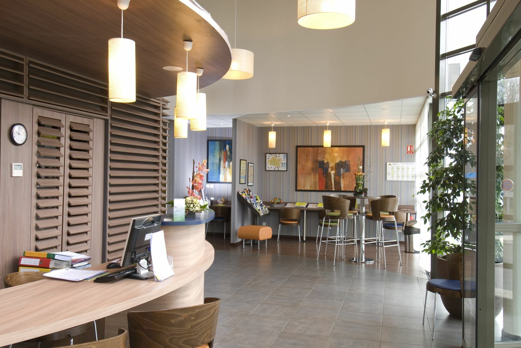 Suite-Home Orleans-Saran Zewnętrze zdjęcie