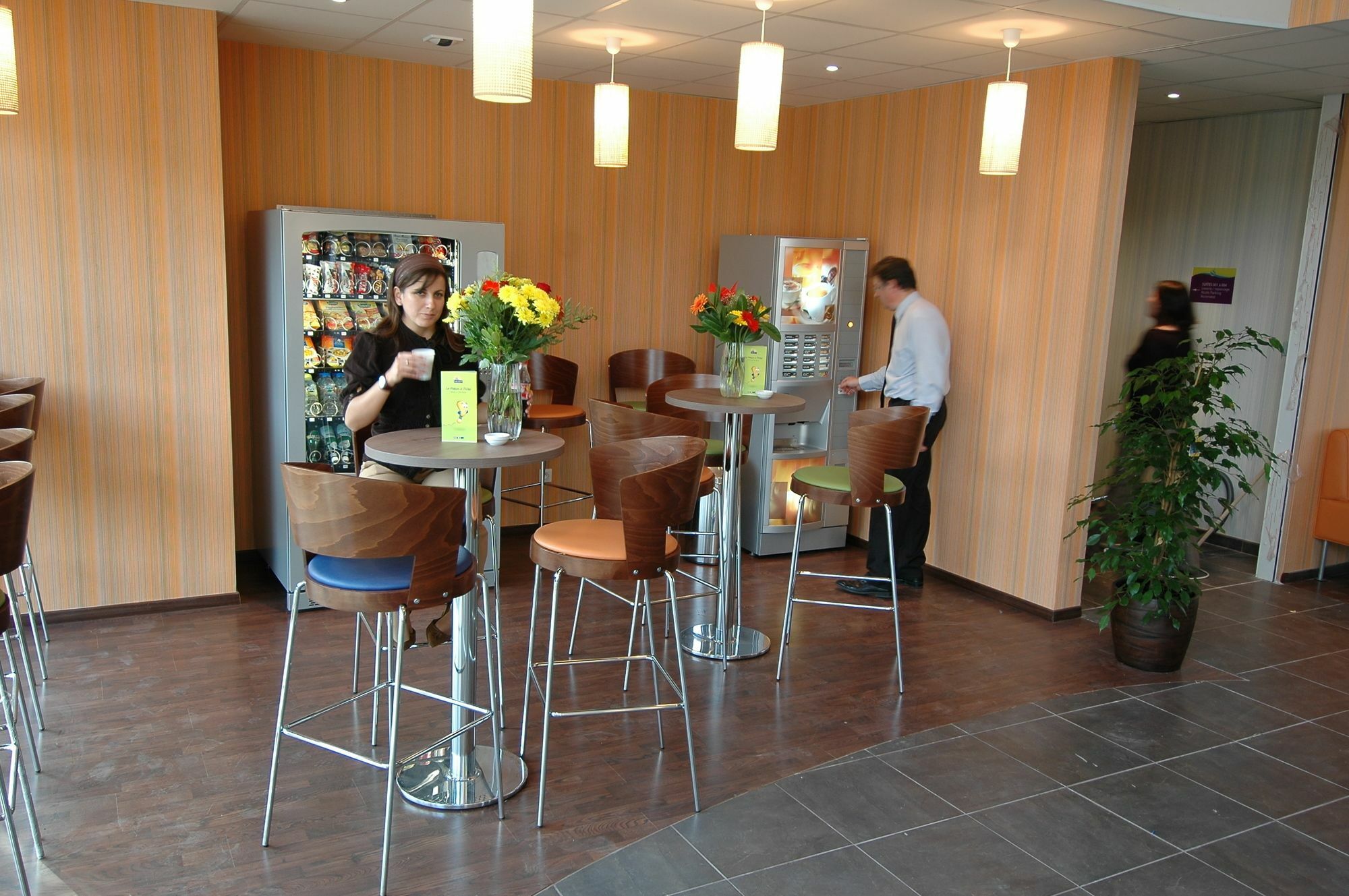 Suite-Home Orleans-Saran Zewnętrze zdjęcie